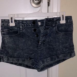 Forever 21 Dark Denim Shorts Size 26